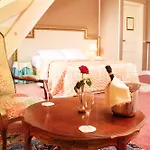 酒店 Belle Isle Sur Risle - Chateau & 4*