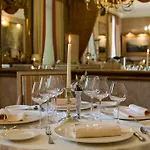 酒店 Belle Isle Sur Risle - Chateau & 奥德梅尔桥