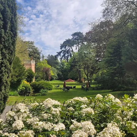מלון Belle Isle Sur Risle - Chateau & 4*