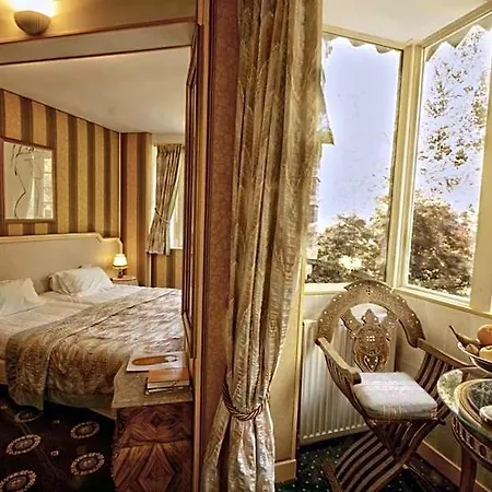Belle Isle Sur Risle - Chateau & 4*