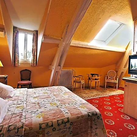 Belle Isle Sur Risle - Chateau & 4* 奥德梅尔桥