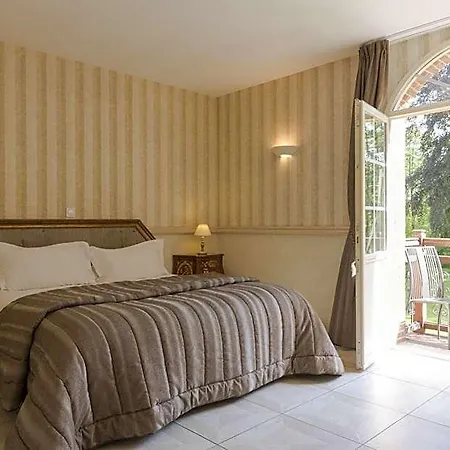 Belle Isle Sur Risle - Chateau & 酒店