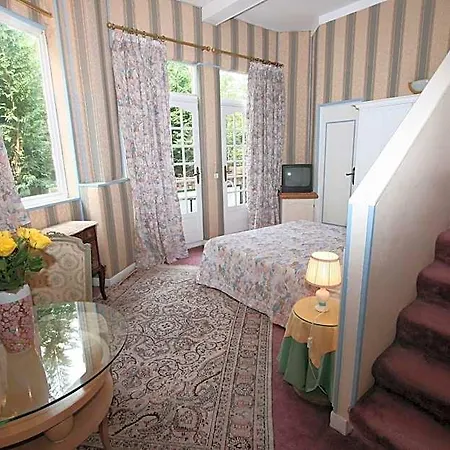 Belle Isle Sur Risle - Chateau & 4* 奥德梅尔桥