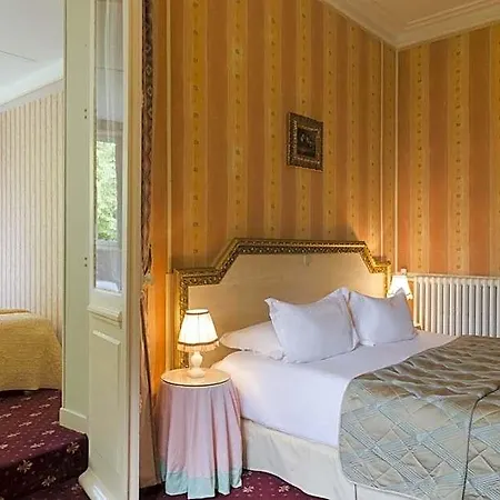 Belle Isle Sur Risle - Chateau & 酒店 4*