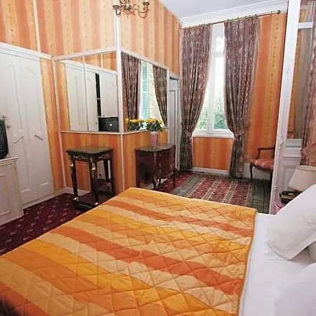 Belle Isle Sur Risle - Chateau &