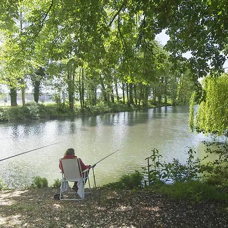 Hotel Belle Isle Sur Risle - Chateau & 4*