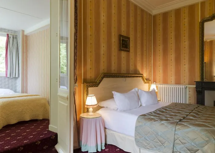 Belle Isle Sur Risle - Chateau & 4* Pont-Audemer