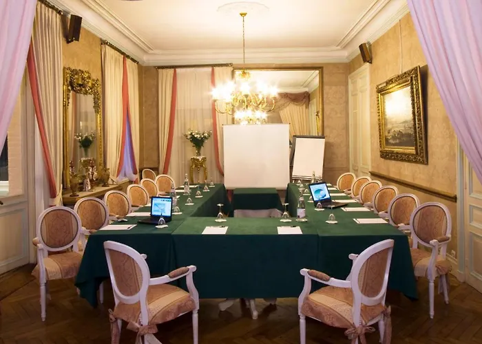 Belle Isle Sur Risle - Chateau & 4* Pont-Audemer