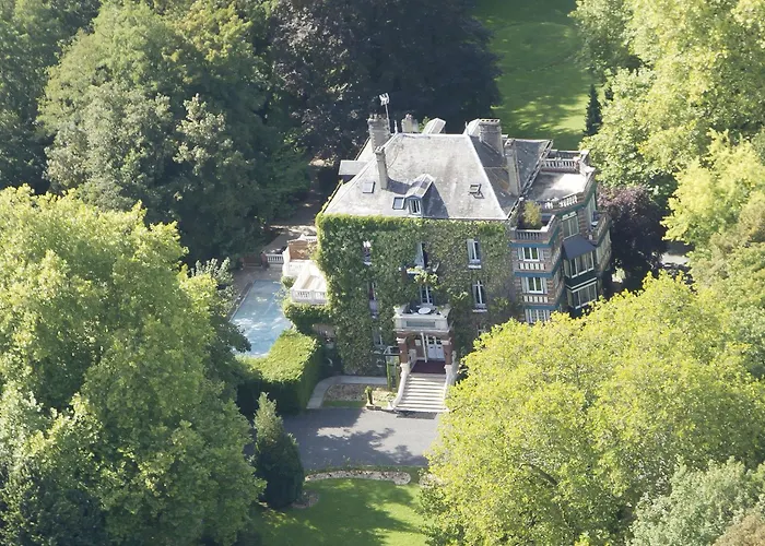 Belle Isle Sur Risle - Chateau & 4*