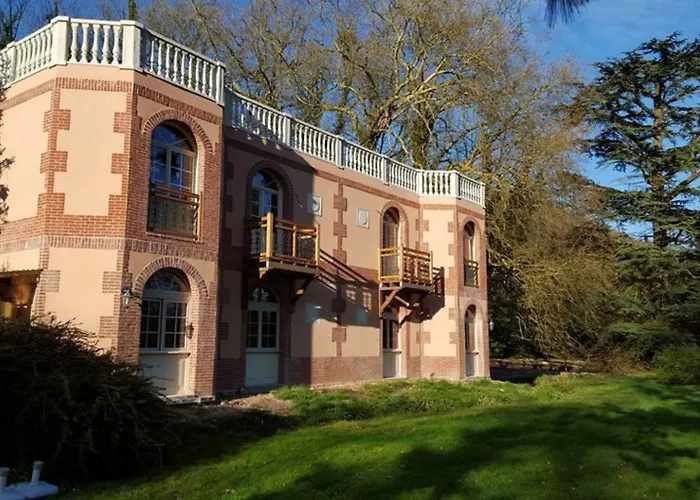 Belle Isle Sur Risle - Chateau & 4* Pont-Audemer