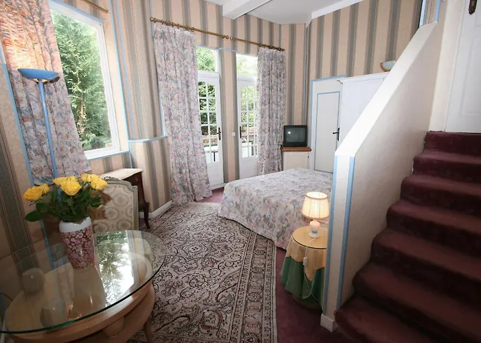 Belle Isle Sur Risle - Chateau & 4*