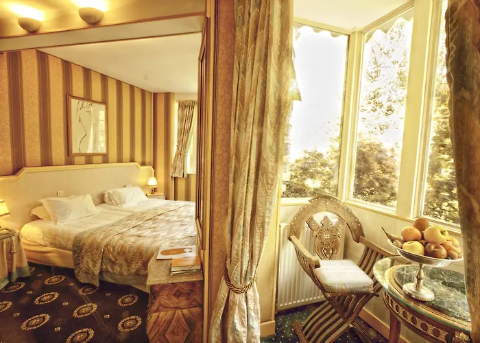 酒店 Belle Isle Sur Risle - Chateau & 4*