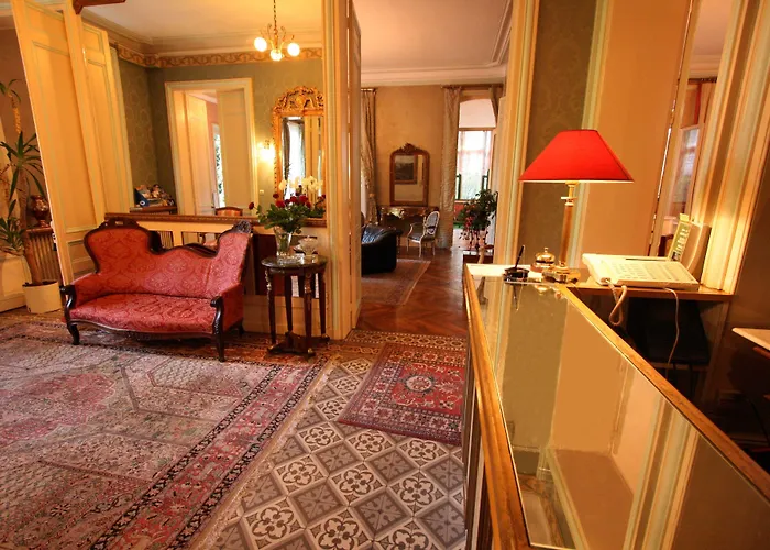 Belle Isle Sur Risle - Chateau & Hotell 4*