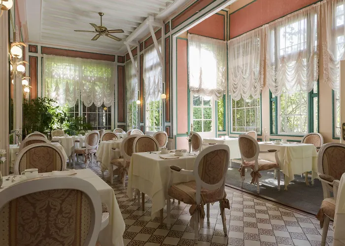 Belle Isle Sur Risle - Chateau & Pont-Audemer