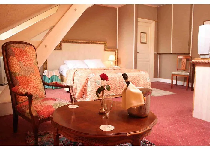 Belle Isle Sur Risle - Chateau & Hotell