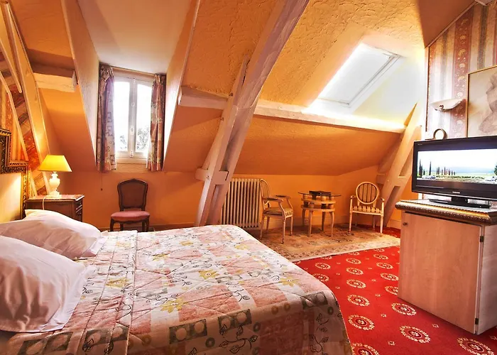 Belle Isle Sur Risle - Chateau & Hotel