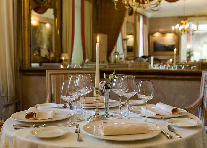 Hotel Belle Isle Sur Risle - Chateau & Pont-Audemer