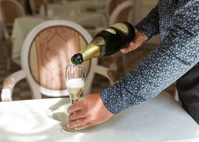 Belle Isle Sur Risle - Chateau & Pont-Audemer