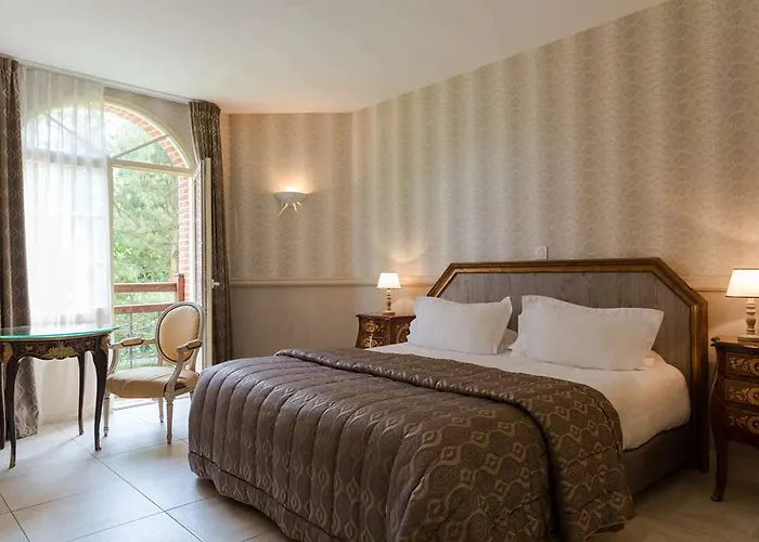 Belle Isle Sur Risle - Chateau & 4*